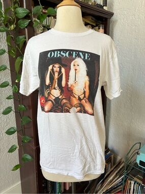 Fruit of the Loom White Cotton Tee with Logo Tag
